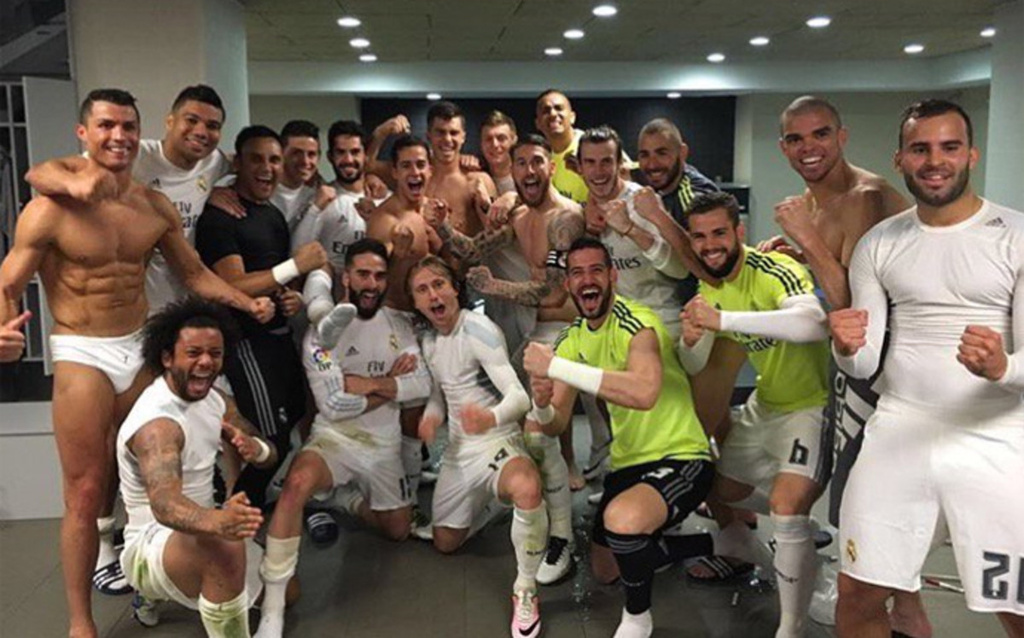 CNC lathe flange chassis